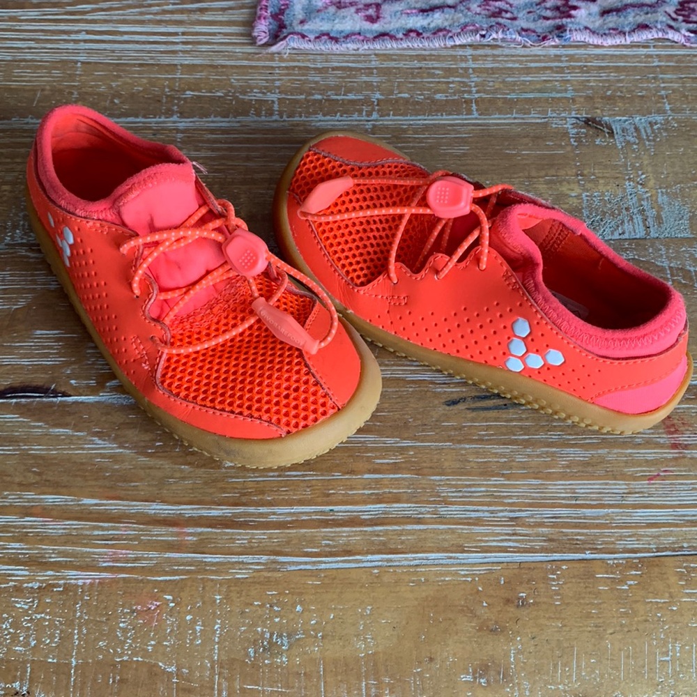 Vivo Barefoot Toddler shoes size EUR 26K (9.5)